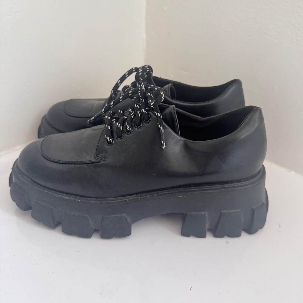 Chunky Black Platform Loafers! Size Women’s 7. - Picture 4 of 5